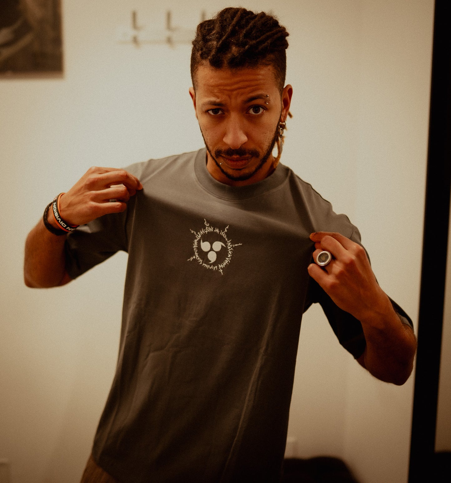 T-Shirt Embroidery Sasuke